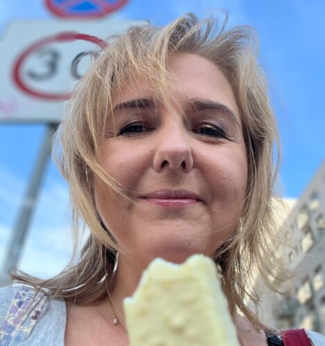 Autonomiczna podróż przez stłuczkę