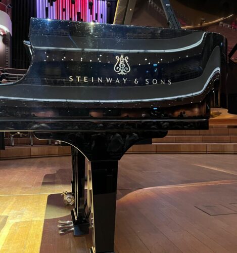 A w Niebie same Steinwaye
