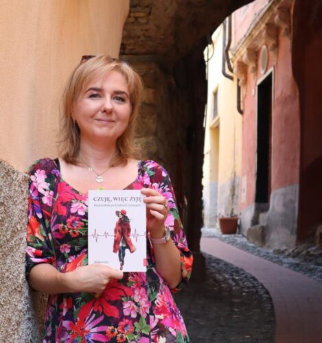 Wyjąć wiersze z szuflady